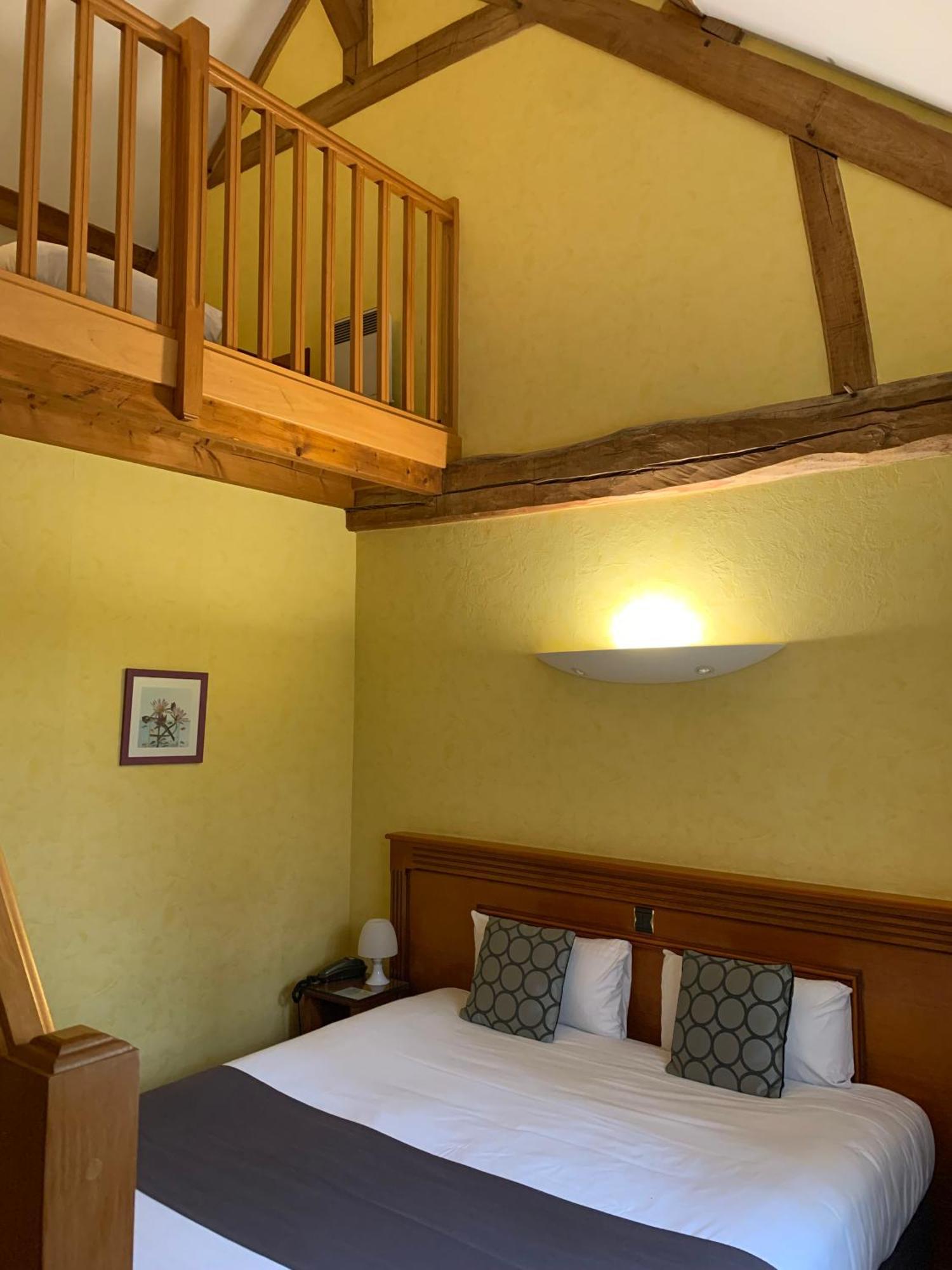 Logis Hotel Restaurant Le Moulin De La Coudre Venoy Esterno foto