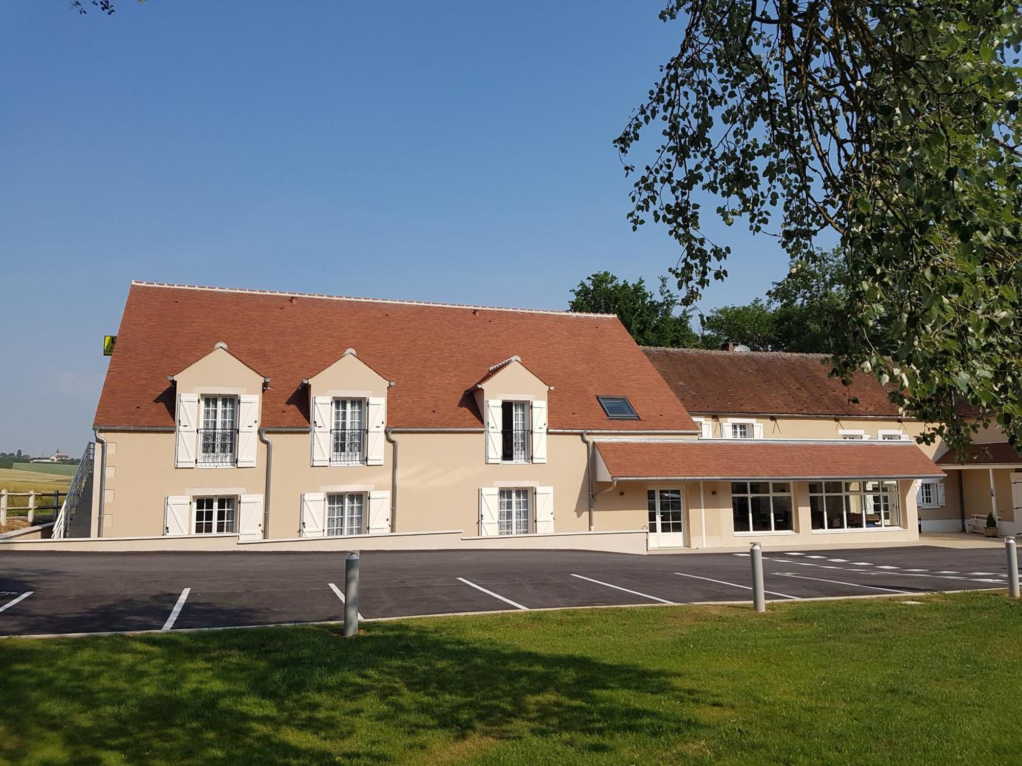 Logis Hotel Restaurant Le Moulin De La Coudre Venoy Esterno foto